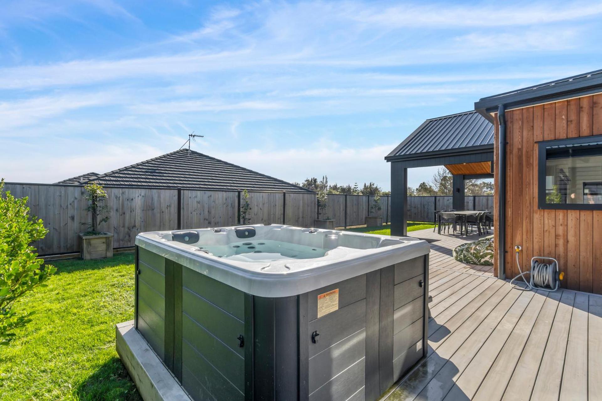 Regent Sanctuary - Martinborough Holiday Home Luaran gambar